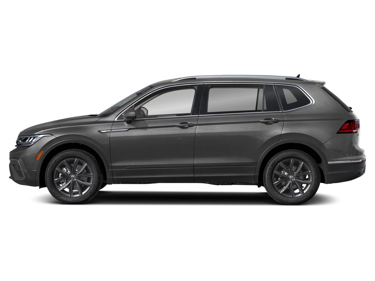 2022 Volkswagen Tiguan SE - Photo 55