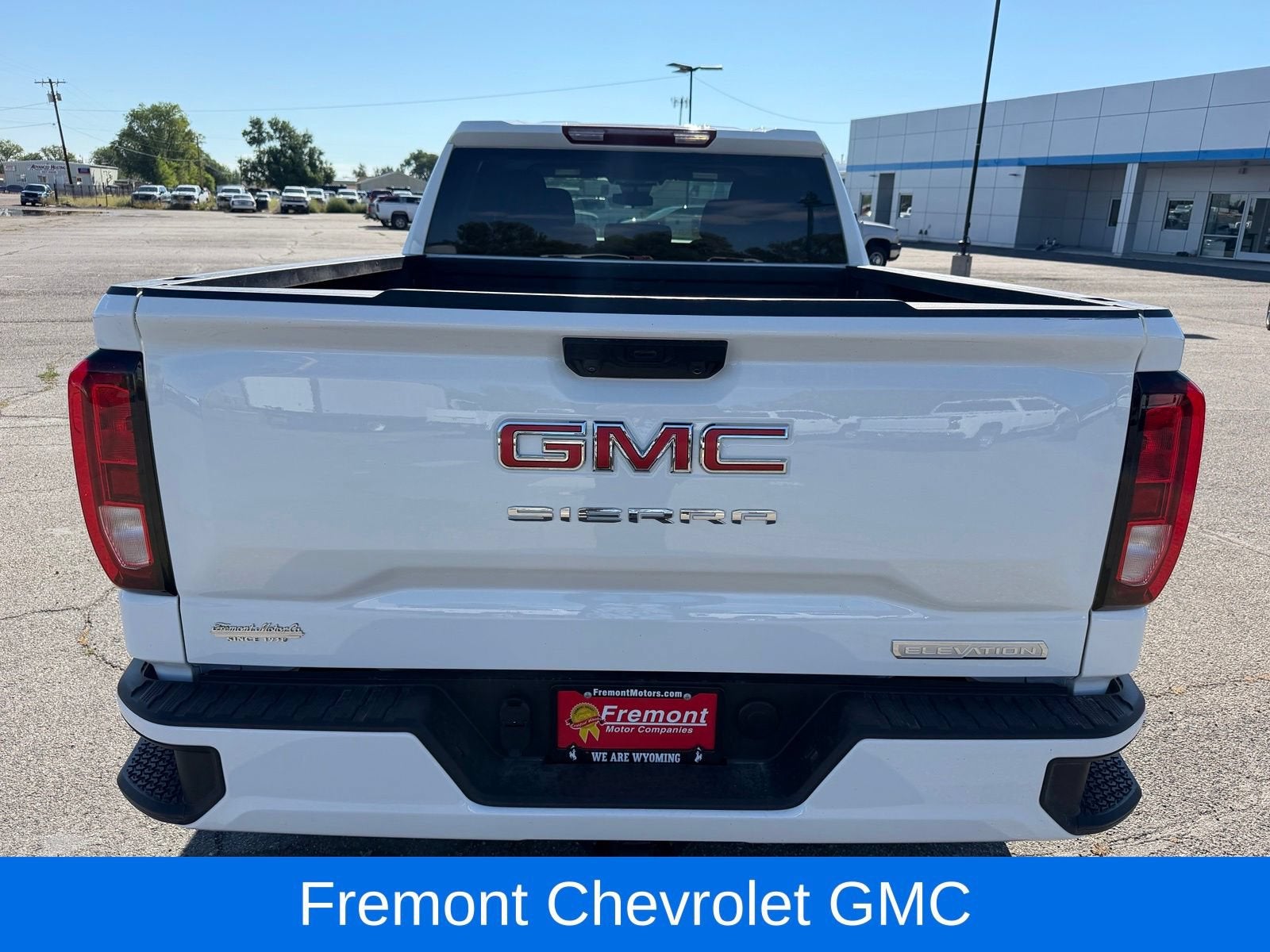 2025 GMC Sierra 1500 Elevation