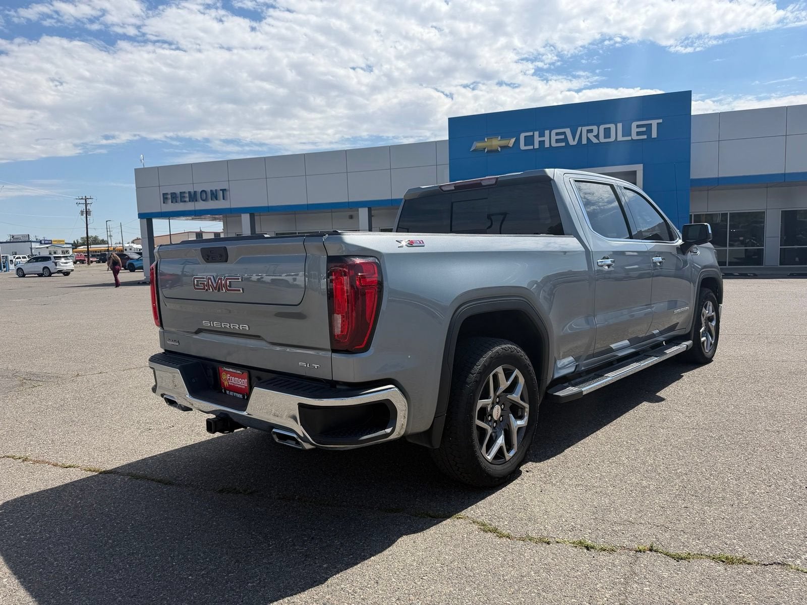 2024 GMC Sierra 1500 SLT