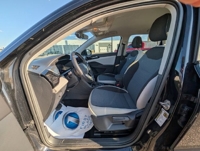 2025 Volkswagen Taos S - Photo 18