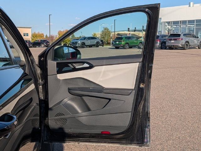 2025 Volkswagen Taos S - Photo 44