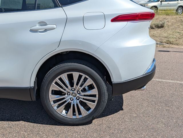 2023 Toyota Venza Limited - Photo 15