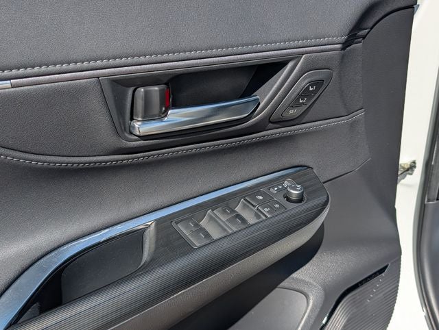 2023 Toyota Venza Limited - Photo 18