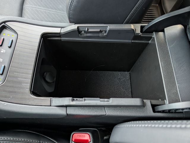 2023 Toyota Venza Limited - Photo 43