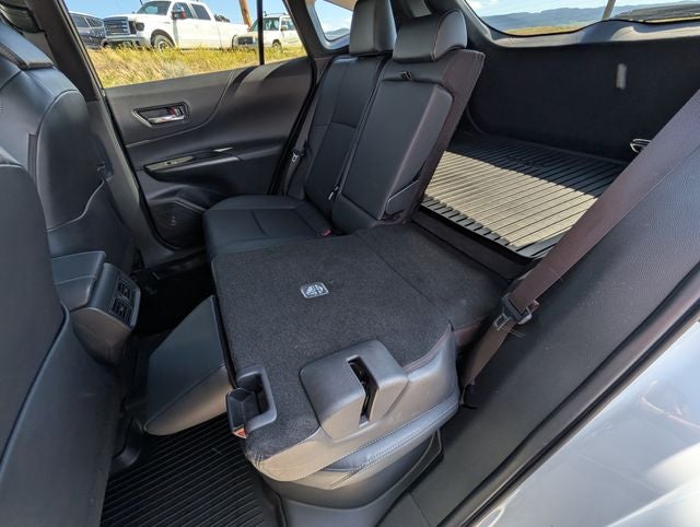 2023 Toyota Venza Limited - Photo 48