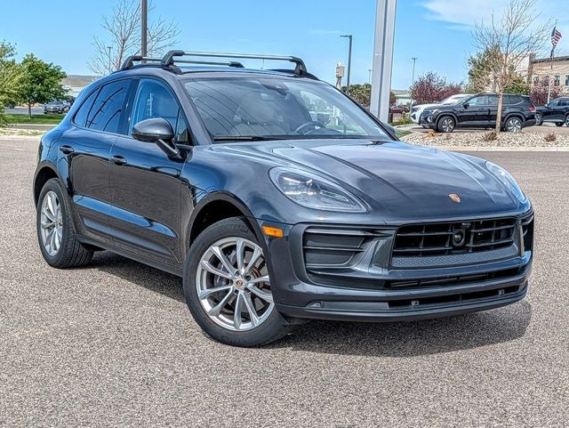 2022 Porsche Macan Base