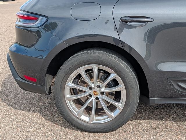 2022 Porsche Macan Base