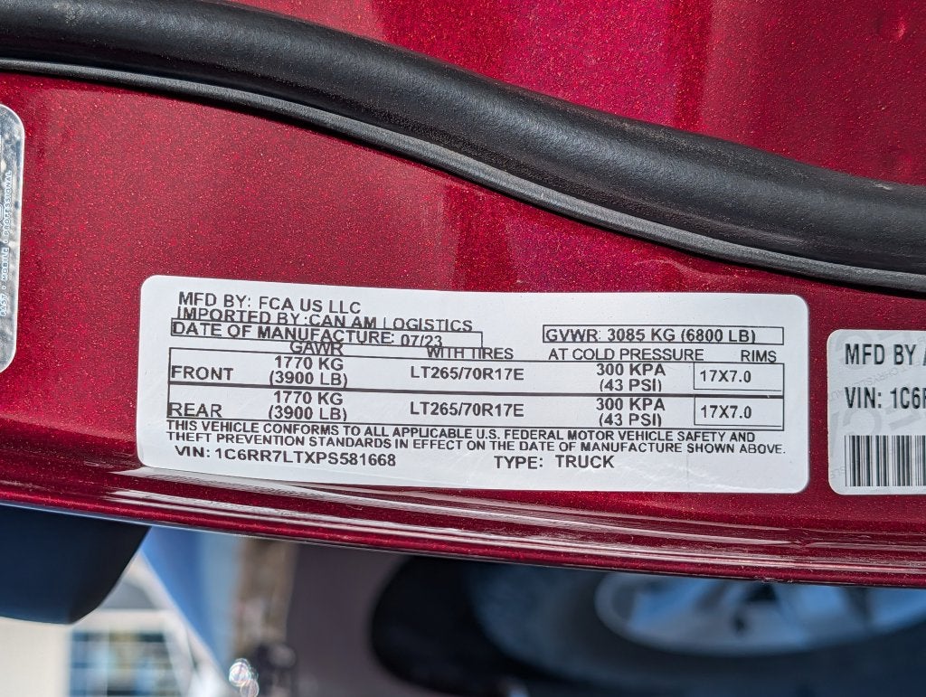 2023 RAM 1500 SLT