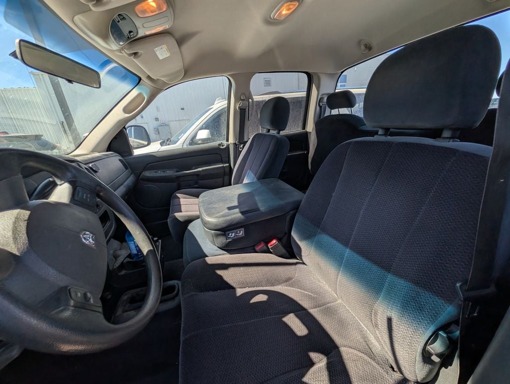 2005 Dodge Ram 1500 SLT/Laie
