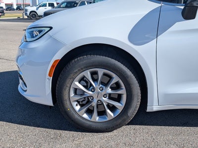 2024 Chrysler Pacifica Touring L AWD