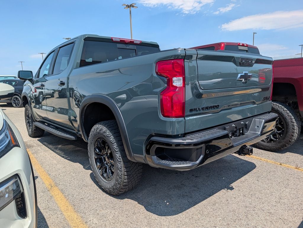2025 Chevrolet Silverado 1500 ZR2