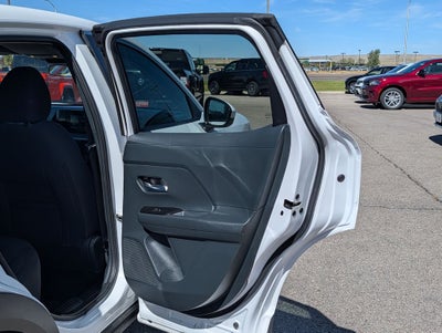 2025 Nissan Kicks SV