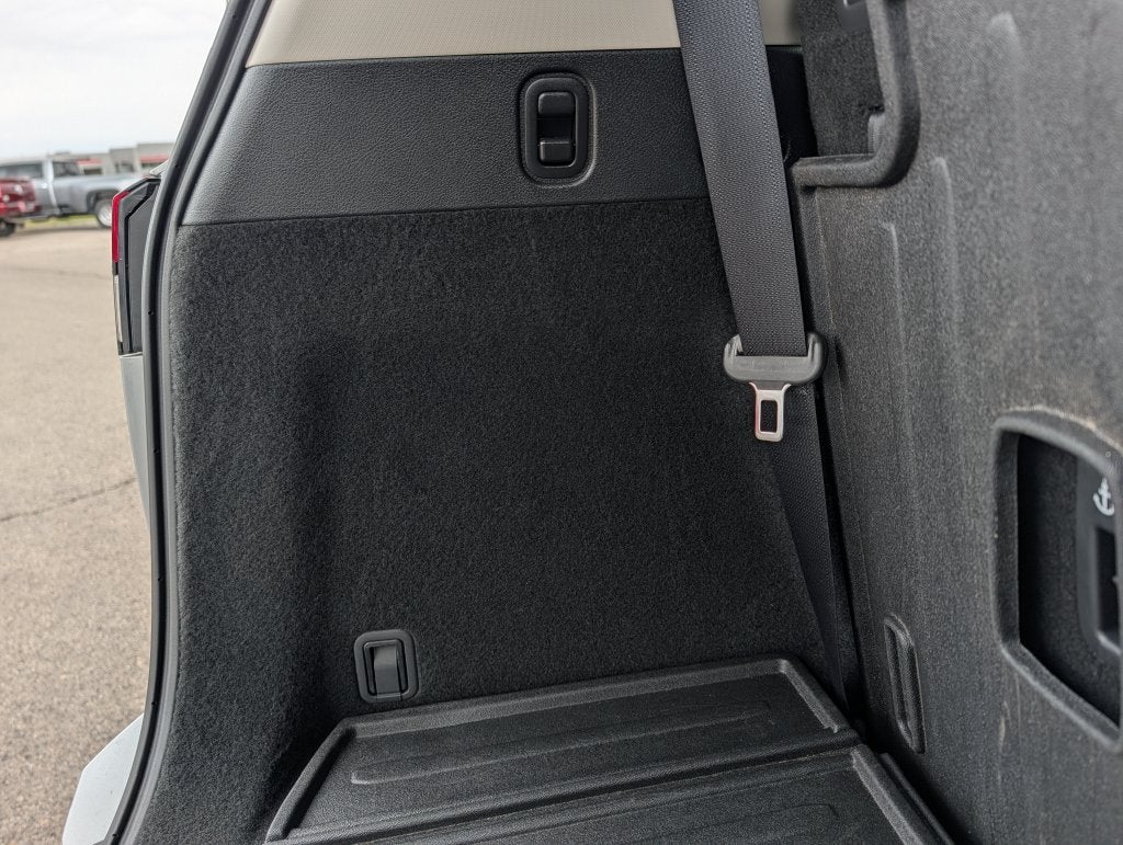 2025 Nissan Pathfinder SV 4WD