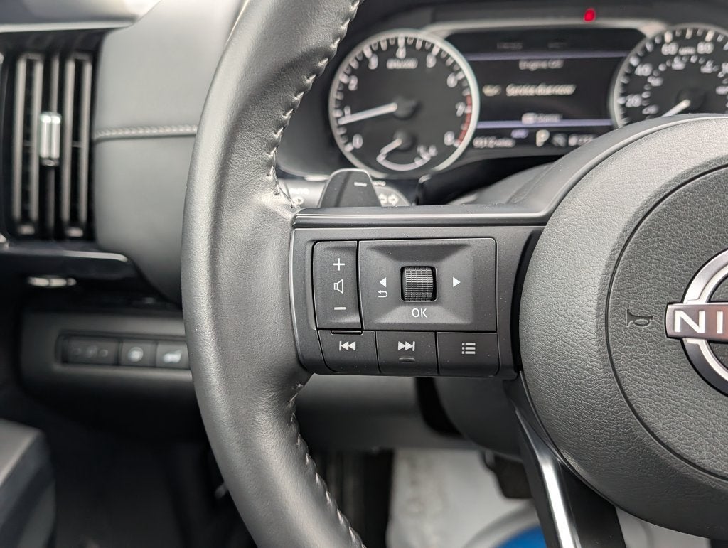 2025 Nissan Pathfinder SV 4WD