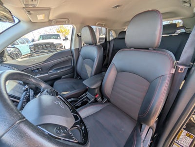 2025 Mitsubishi Outlander Sport Base