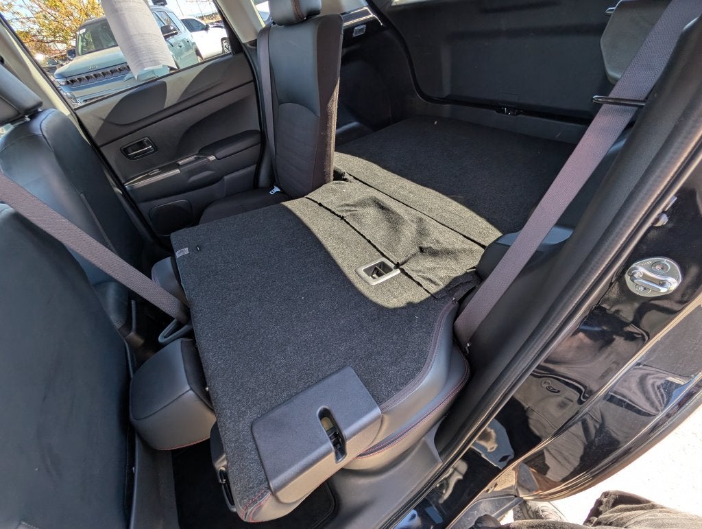 2025 Mitsubishi Outlander Sport Base