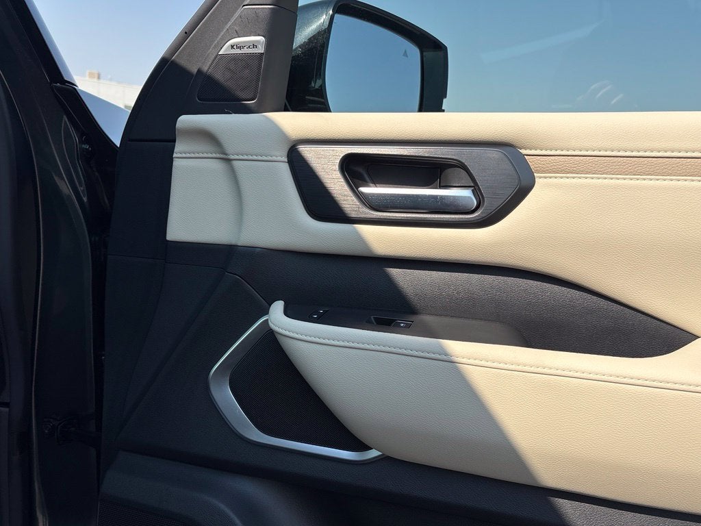 2026 Nissan Armada Platinum 4WD