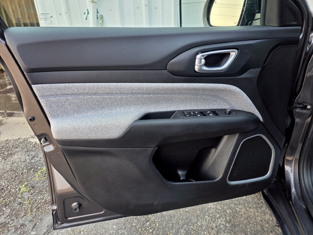 2023 Jeep Compass Sport