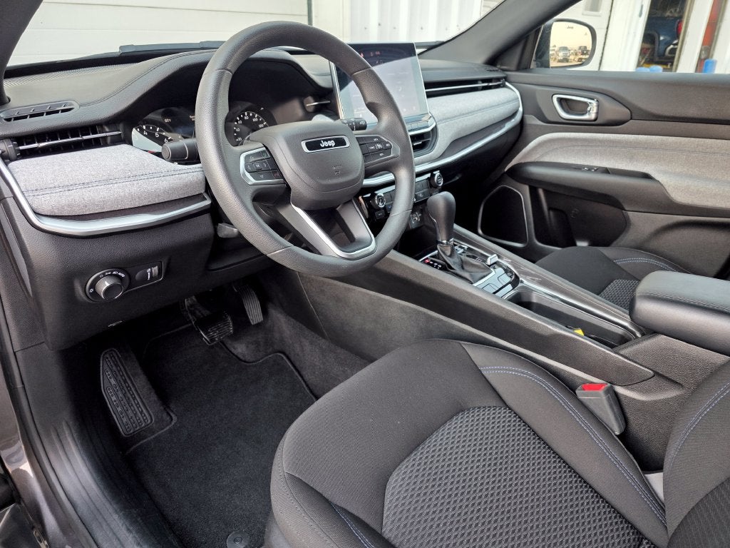 2023 Jeep Compass Sport