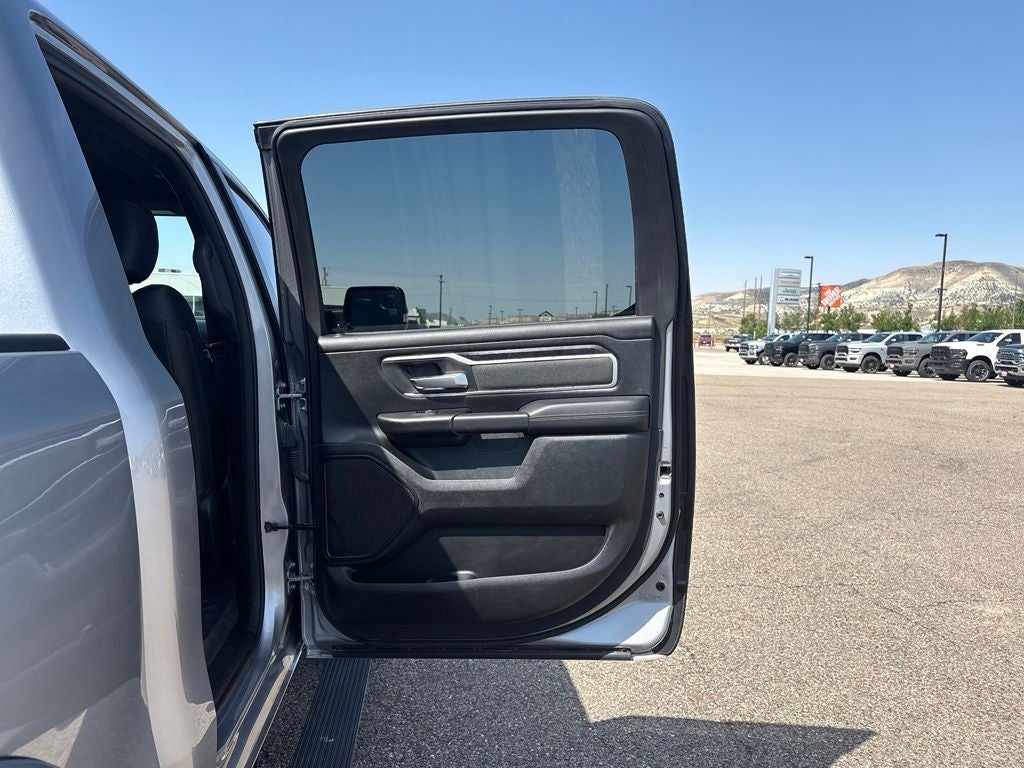 2022 RAM 1500 Big Horn/Lone Star Black Widow PKG