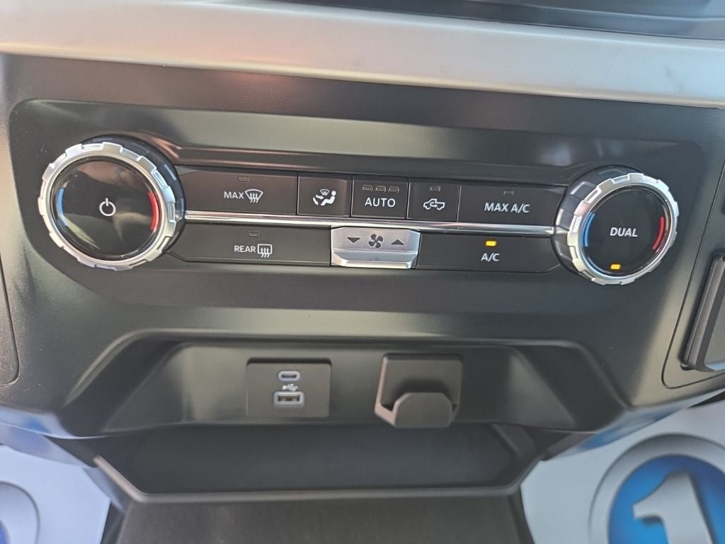2022 Ford F-150 Base