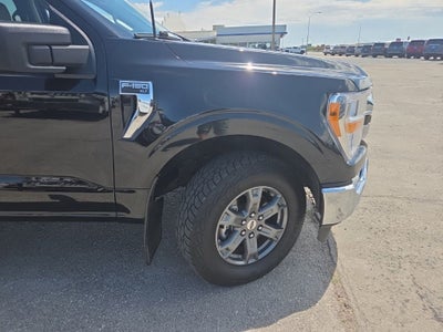 2022 Ford F-150 Base