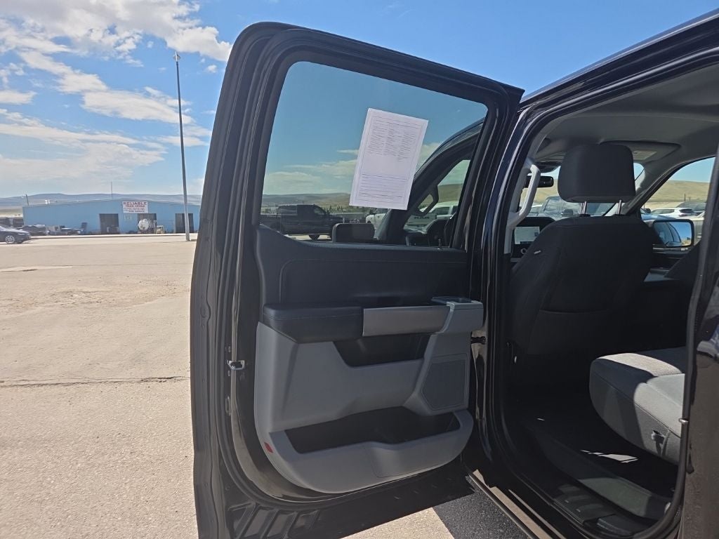 2022 Ford F-150 Base