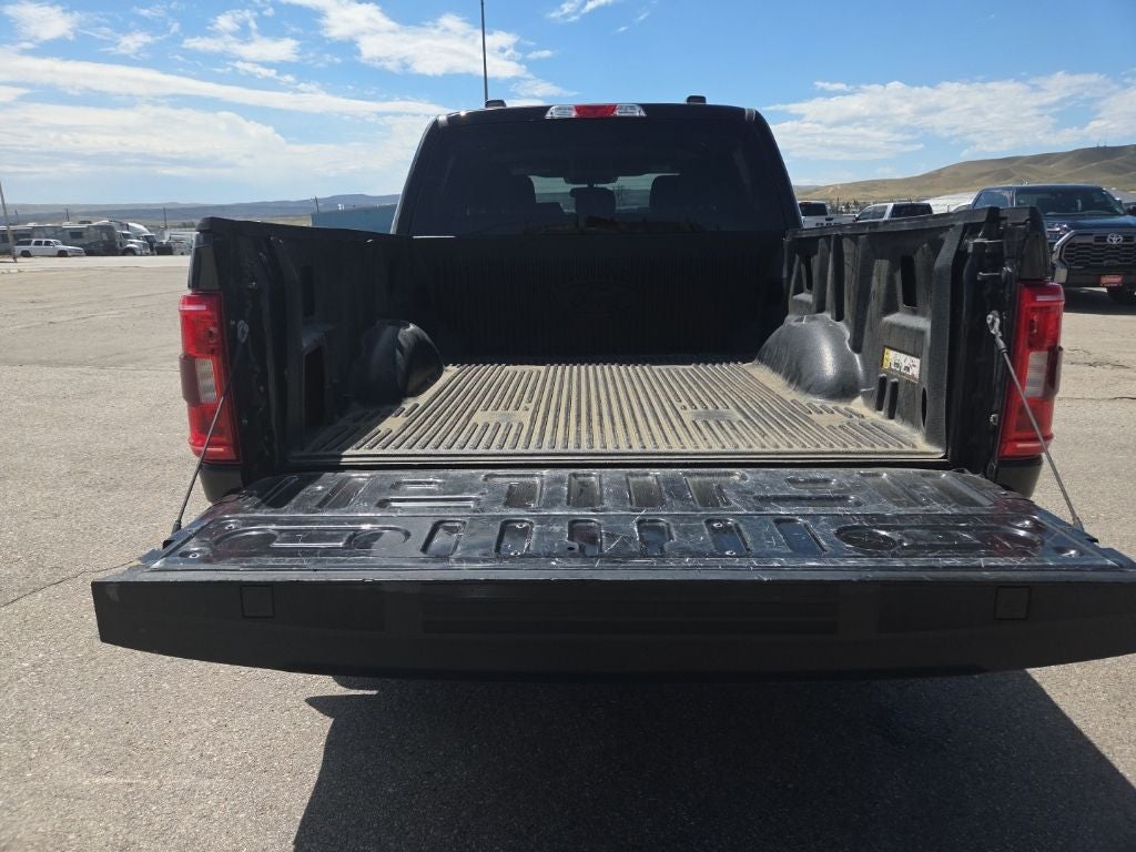 2022 Ford F-150 Base