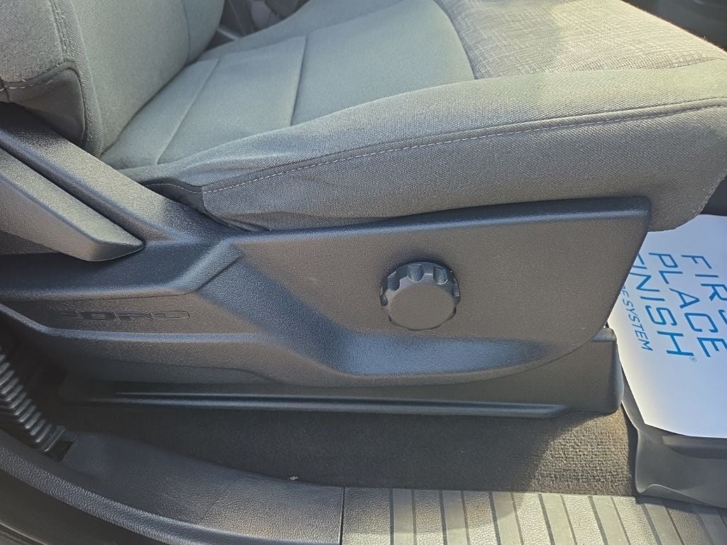 2022 Ford F-150 Base