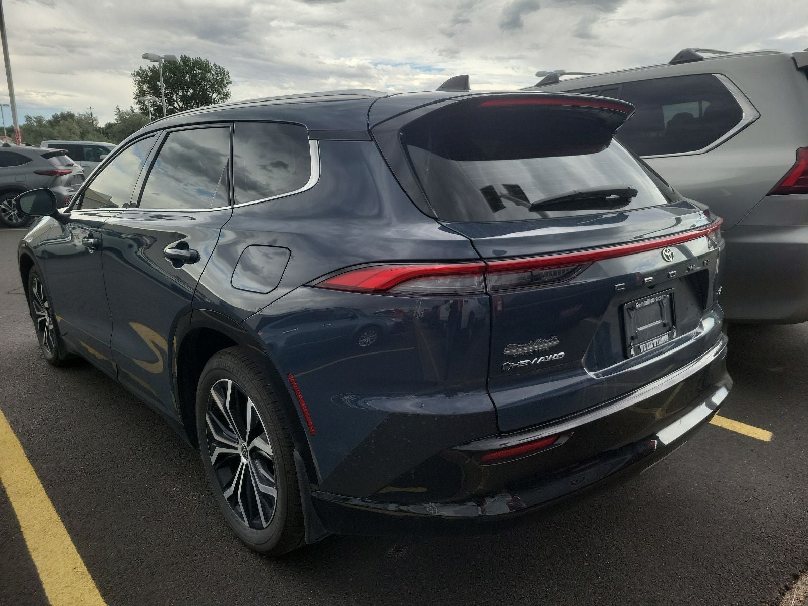 2025 Toyota Crown Signia Base
