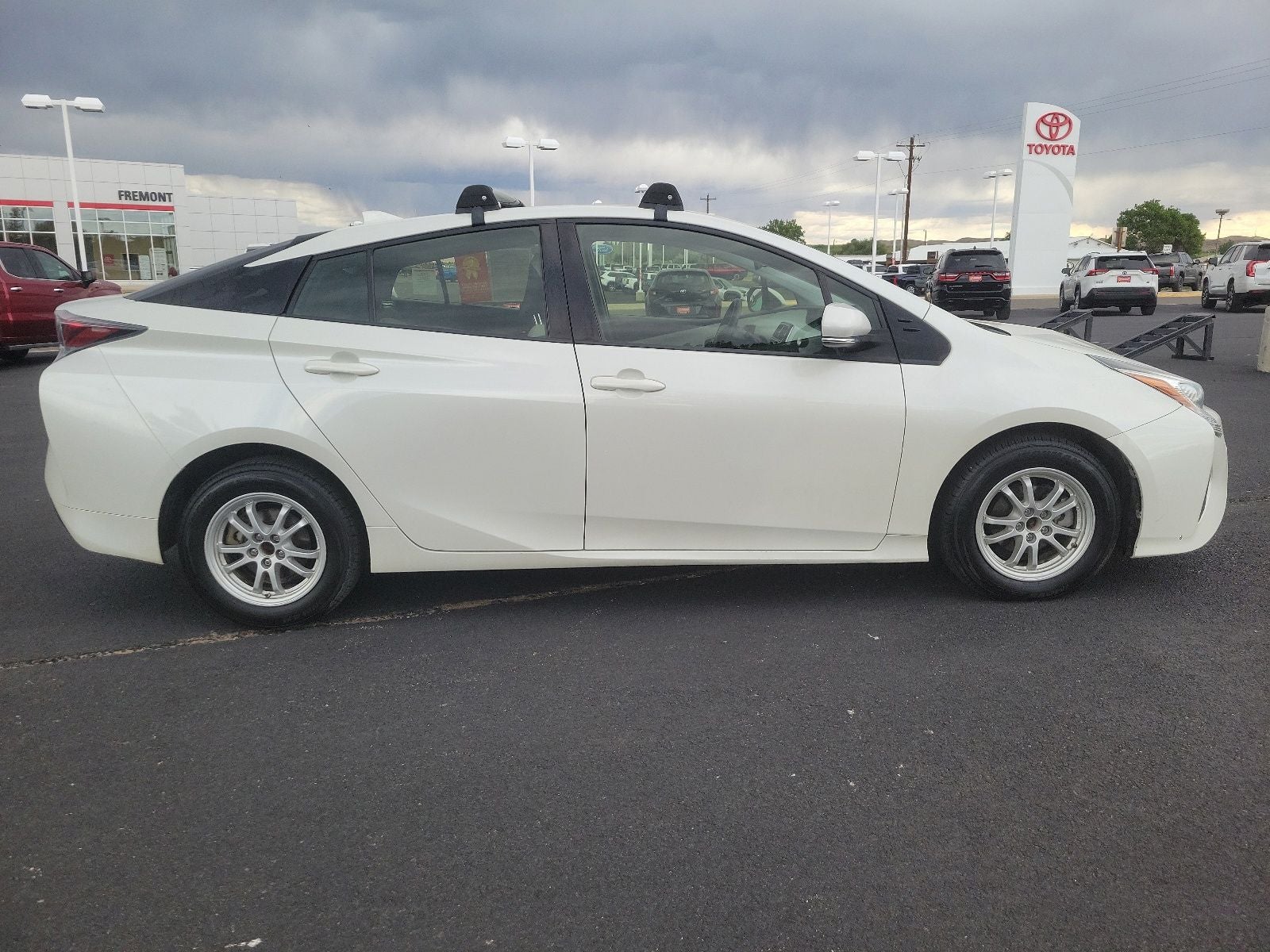 2017 Toyota Prius Two