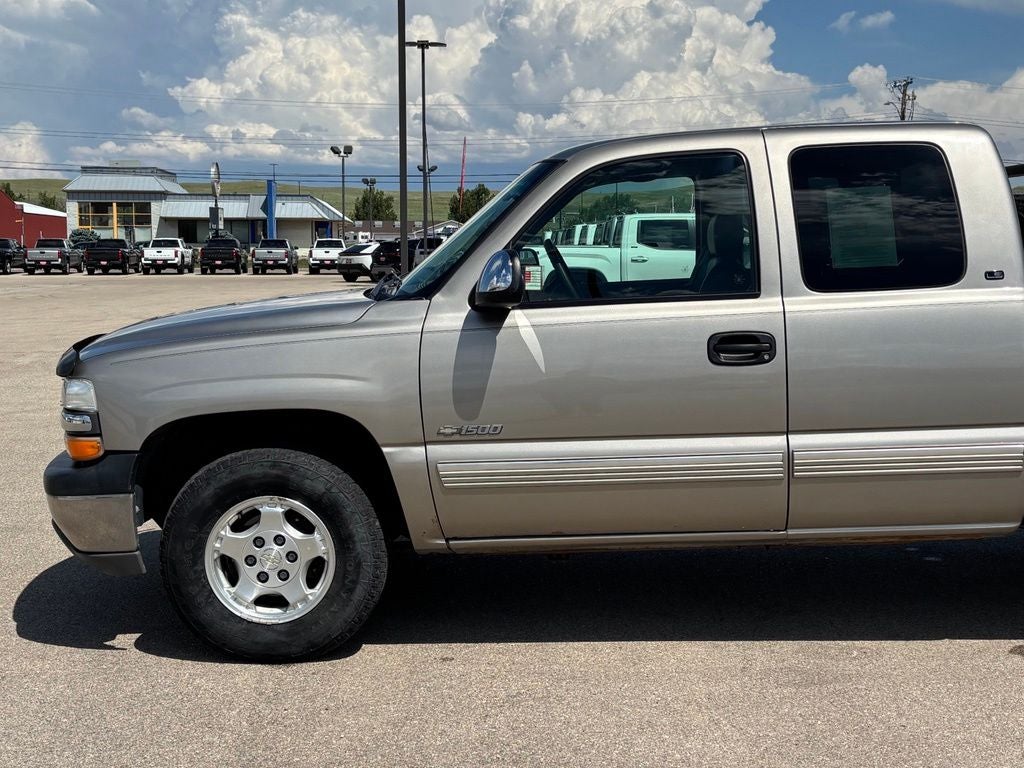 2000 Chevrolet Silverado 1500 LS
