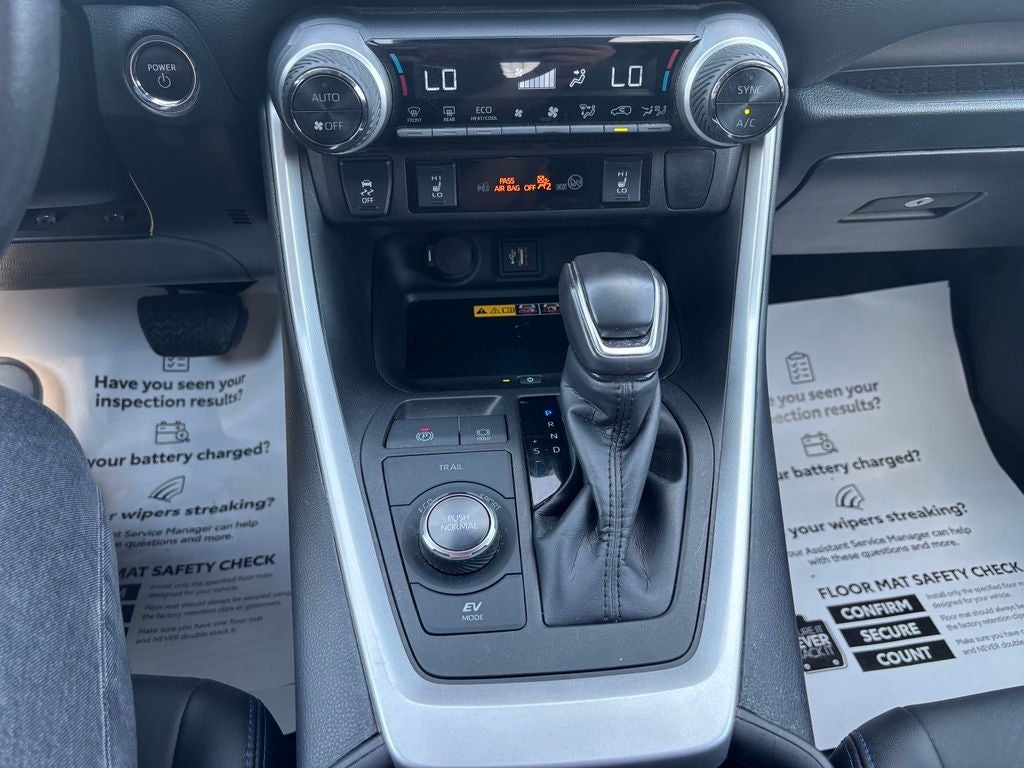 2025 Toyota RAV4 Hybrid XSE