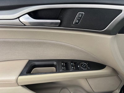 2019 Ford Fusion SE