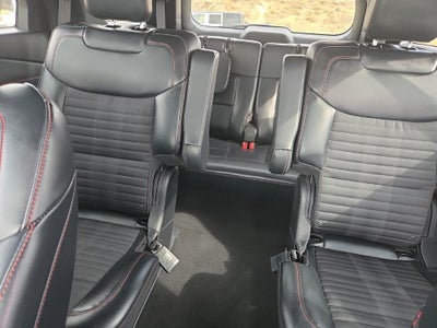 2025 Ford Explorer ST-Line 4WD
