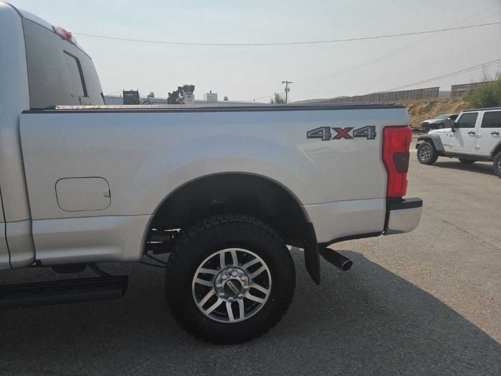 2018 Ford F-250SD Lariat 160"