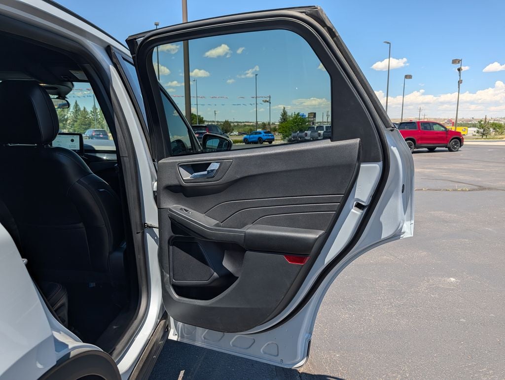 2025 Ford Escape ST-Line Select