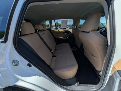 2025 Toyota RAV4 XLE AWD