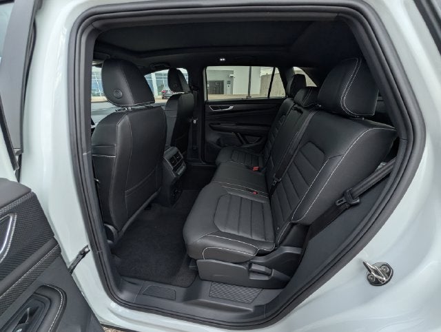 2026 Volkswagen Atlas Cross Sport SEL R-Line Black