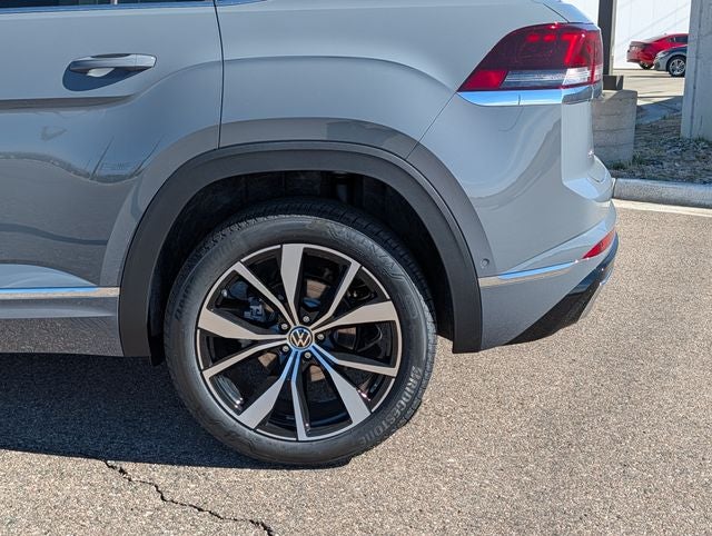 2026 Volkswagen Atlas Cross Sport SEL Premium R-Line