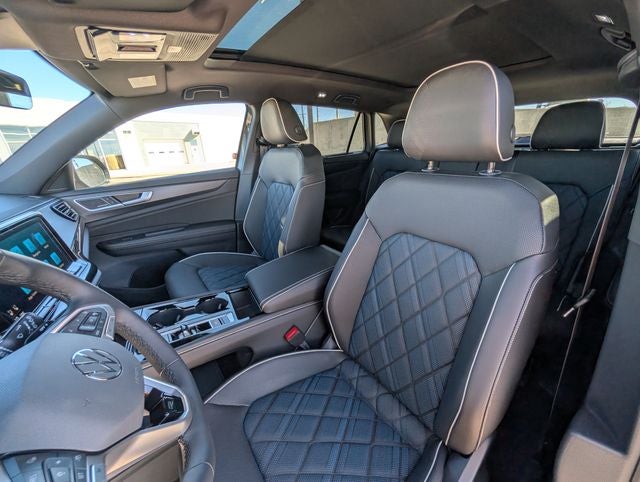 2026 Volkswagen Atlas Cross Sport SEL Premium R-Line