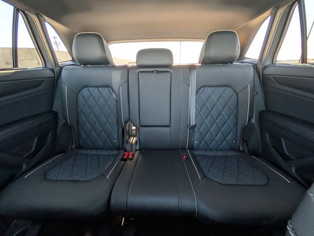2026 Volkswagen Atlas Cross Sport SEL Premium R-Line