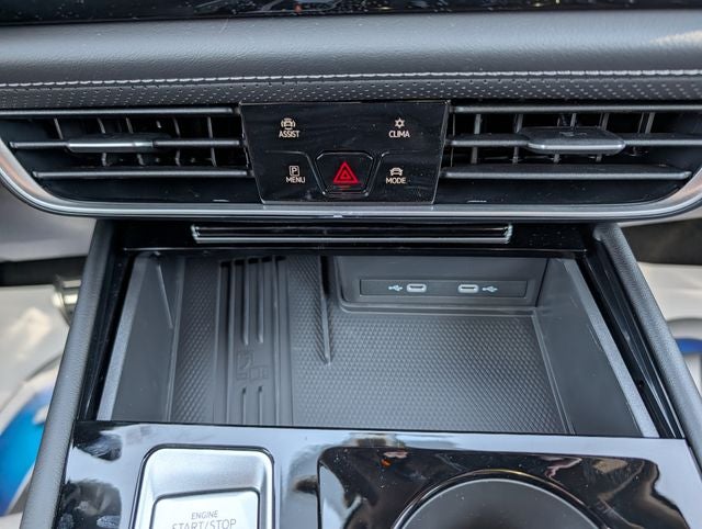 2026 Volkswagen Atlas Cross Sport SEL Premium R-Line