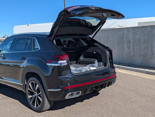 2026 Volkswagen Atlas Cross Sport SEL Premium R-Line