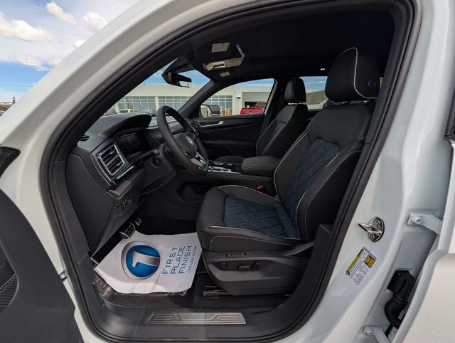 2026 Volkswagen Atlas Cross Sport SEL Premium R-Line