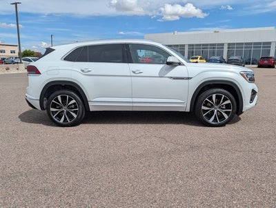 2026 Volkswagen Atlas Cross Sport SEL Premium R-Line