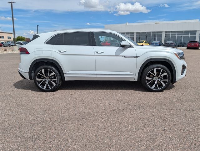 2026 Volkswagen Atlas Cross Sport SEL Premium R-Line