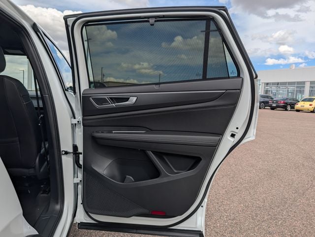 2026 Volkswagen Atlas Cross Sport SEL Premium R-Line