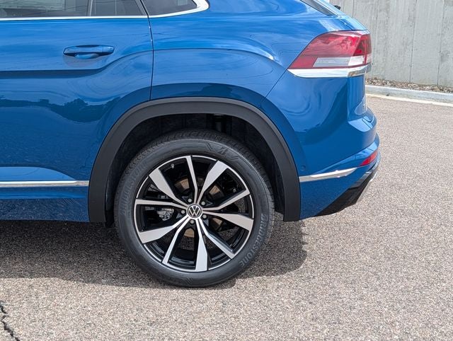 2026 Volkswagen Atlas Cross Sport SEL Premium R-Line