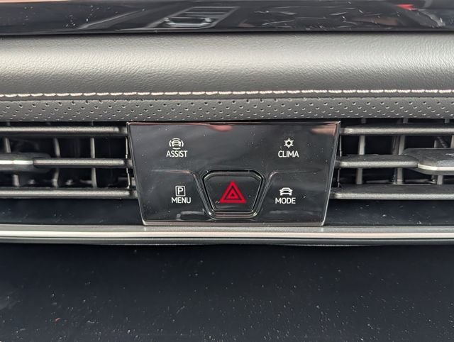 2026 Volkswagen Atlas Cross Sport SEL Premium R-Line